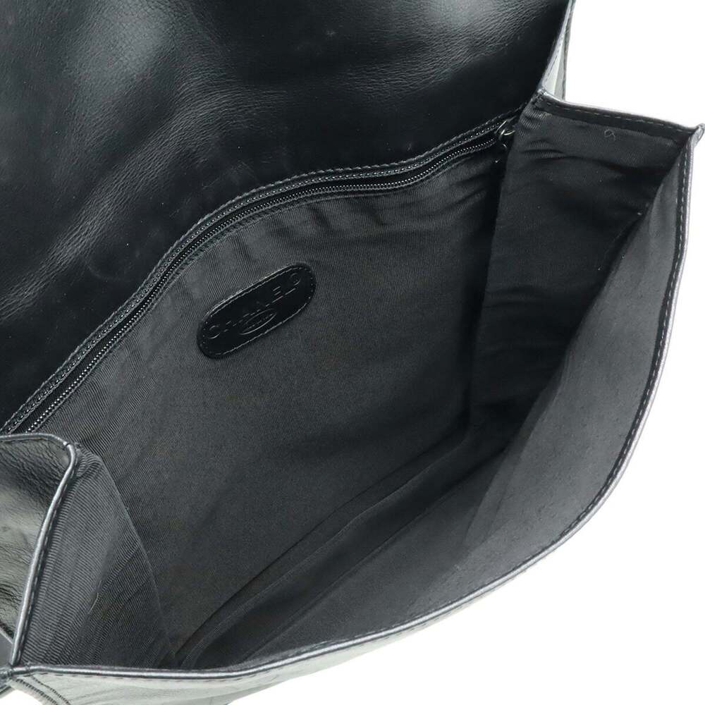 CHANEL Black Lambskin Leather Pochette Shoulder Bag - Picture 7 of 10